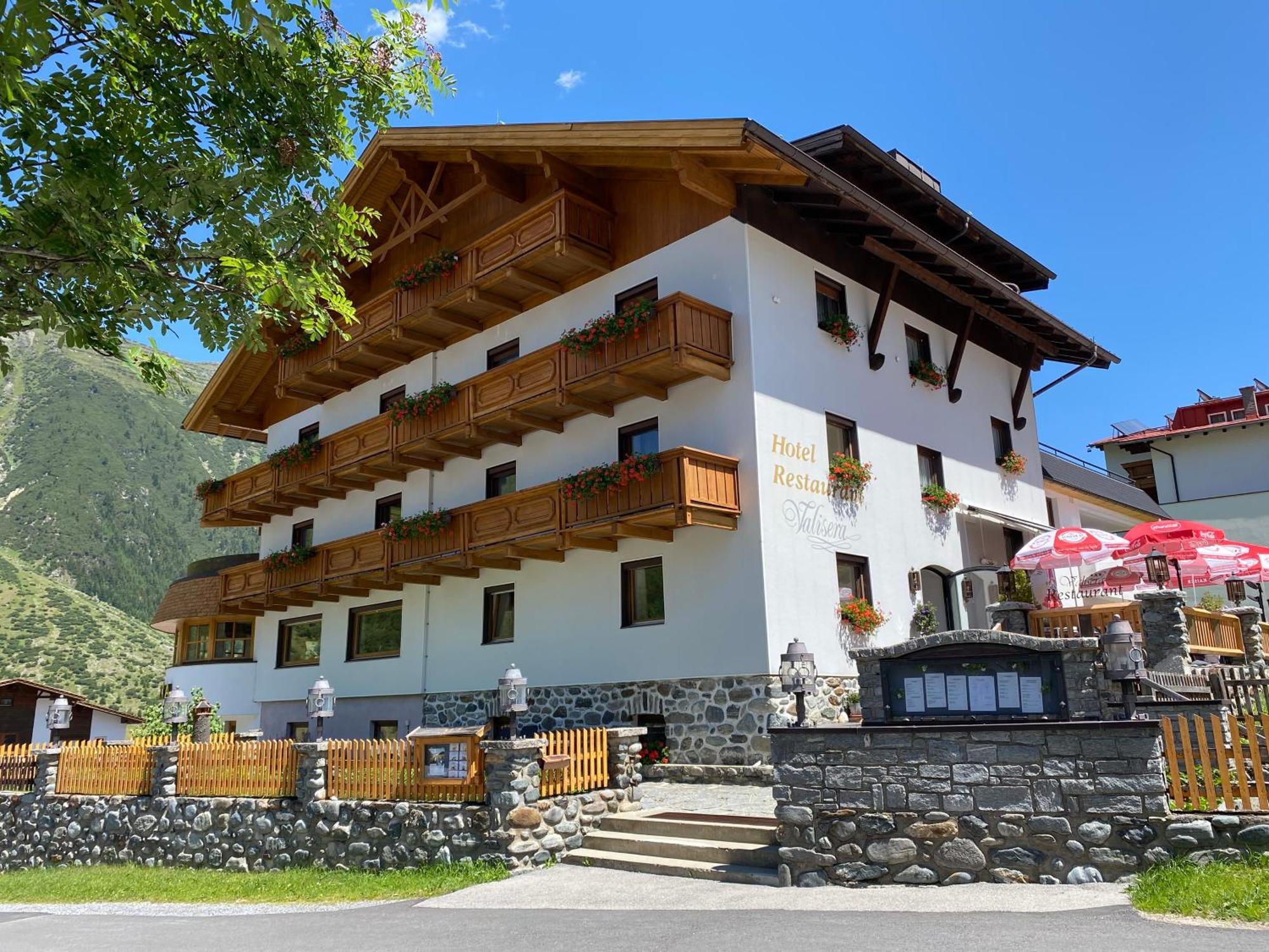 Hotel Valisera Гальтюр Экстерьер фото