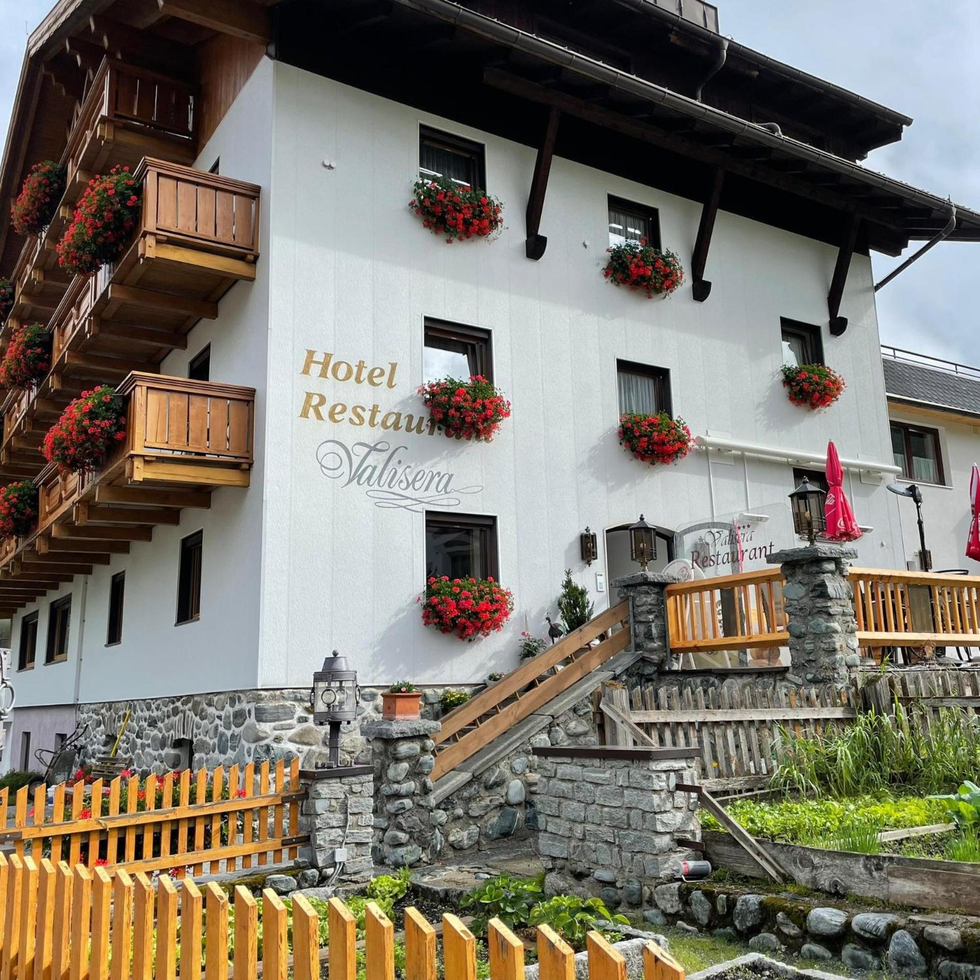 Hotel Valisera Гальтюр Экстерьер фото